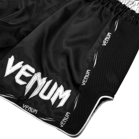 Short de Muay Thai Venum Giant