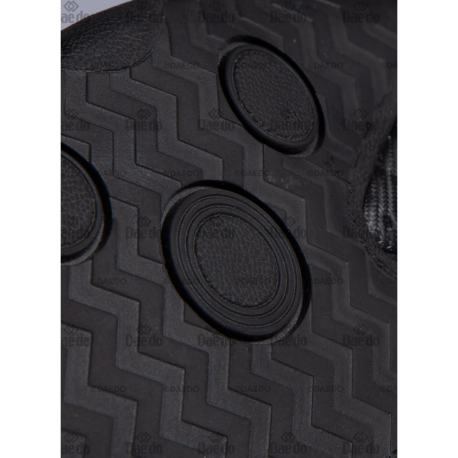 Chaussures "Action" Noires Daedo