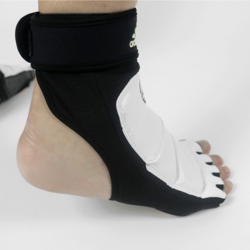 Pitaines taekwondo adidas