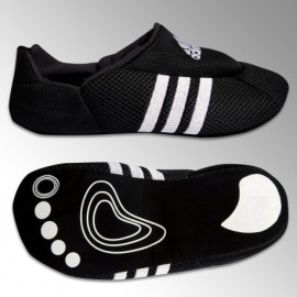 Chaussons d'intérieur adidas