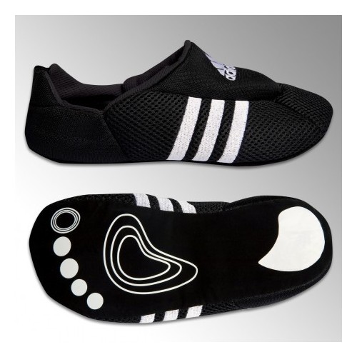 Chaussons d'intérieur adidas