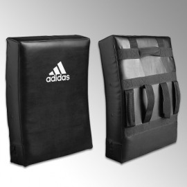 Grand bouclier incurvé adidas