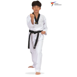 WT dobok met zwarte kraag 2