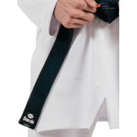 WT-stijl wedstrijd dobok met zwarte kraag 2