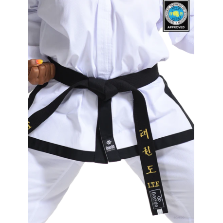 CEINTURE NOIRE DOBOK APPROUVÉE ITF (CÔTELÉE)